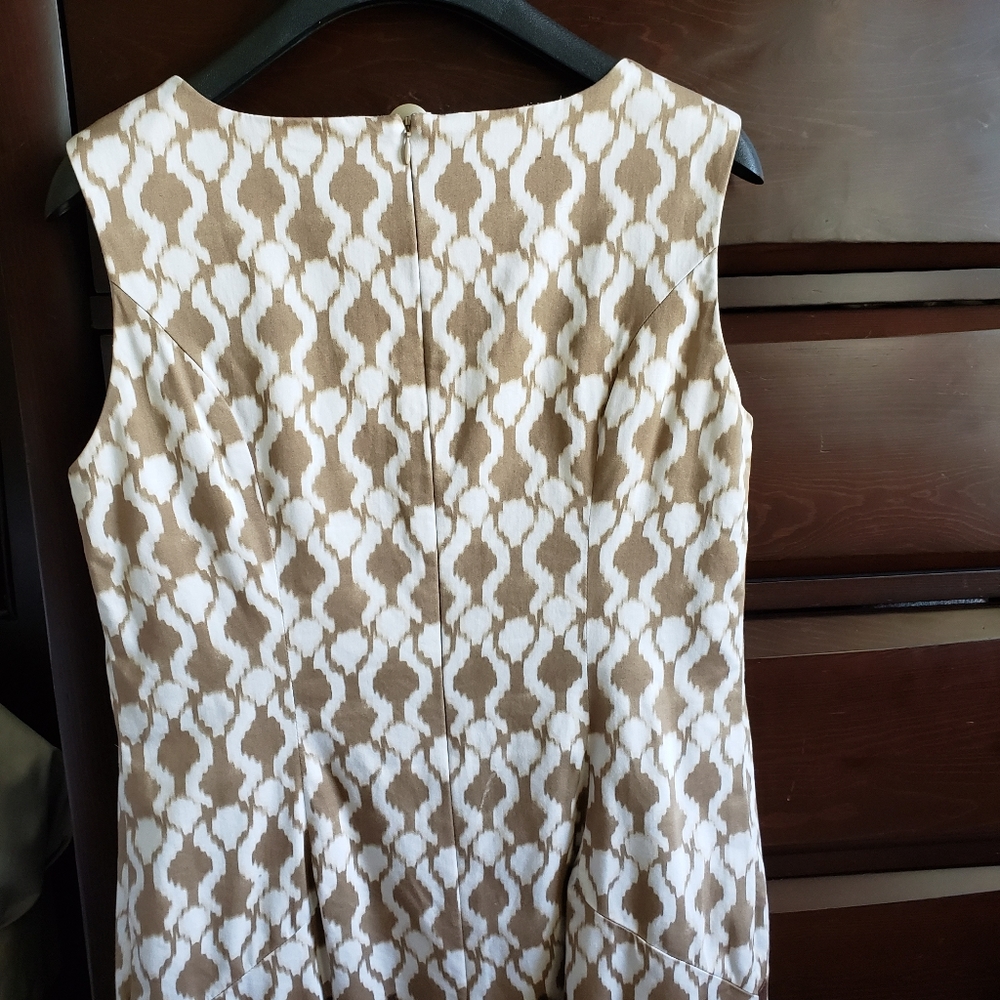 Dress - Picture 6 of 7